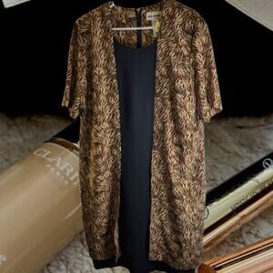 Perceptions 16 1 piece short sleeve black and gold polyester rayon blend dress